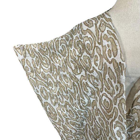 Chico’s One Size Ruana Wrap Neutral Swirl Animal Print Lace Fabric Open Sides - Picture 2 of 8